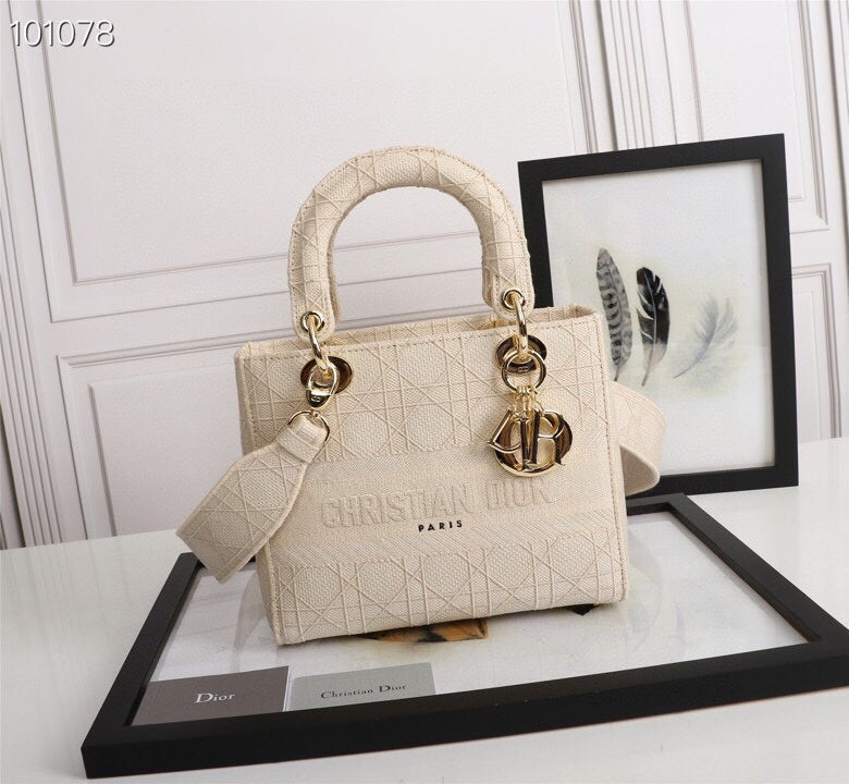 LTB - Luxe Touch Bags - 086