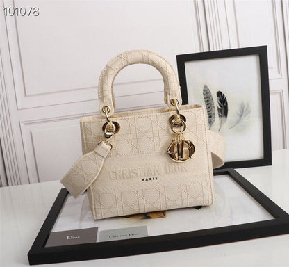 LTB - Luxe Touch Bags - 086