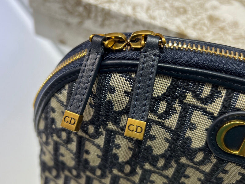LTB - Luxe Touch Bags - 587