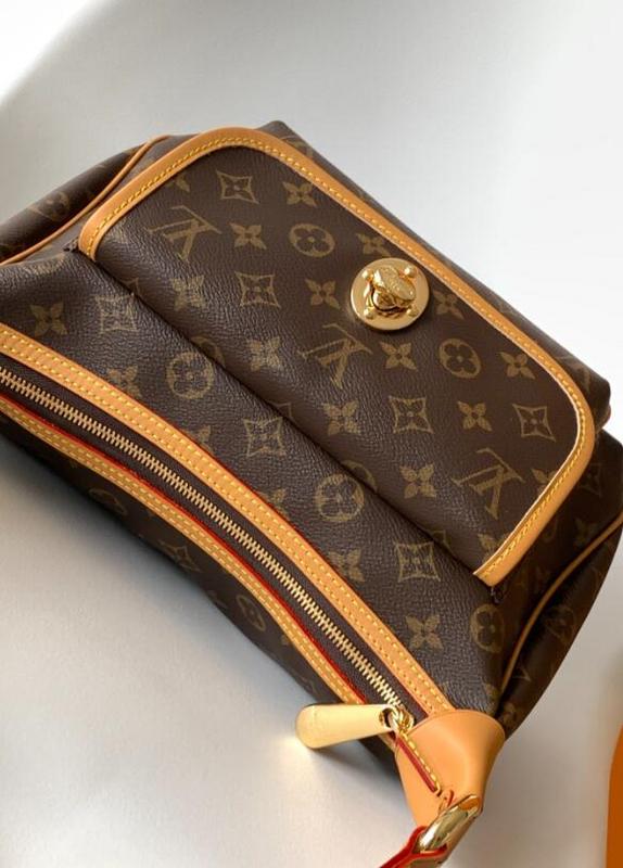 Luxe Touch Bags 

 - LTB Bags - 2137