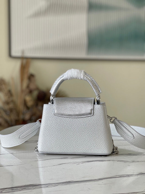 Fashion Luxe Touch bags - 5475