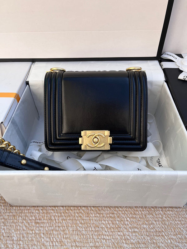 Luxe Touch Bags 

 -  Bags - 3416