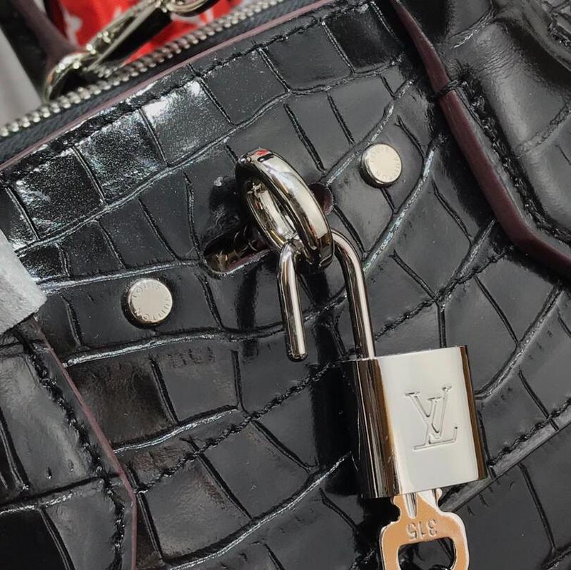 Luxe Touch Bags -   2678