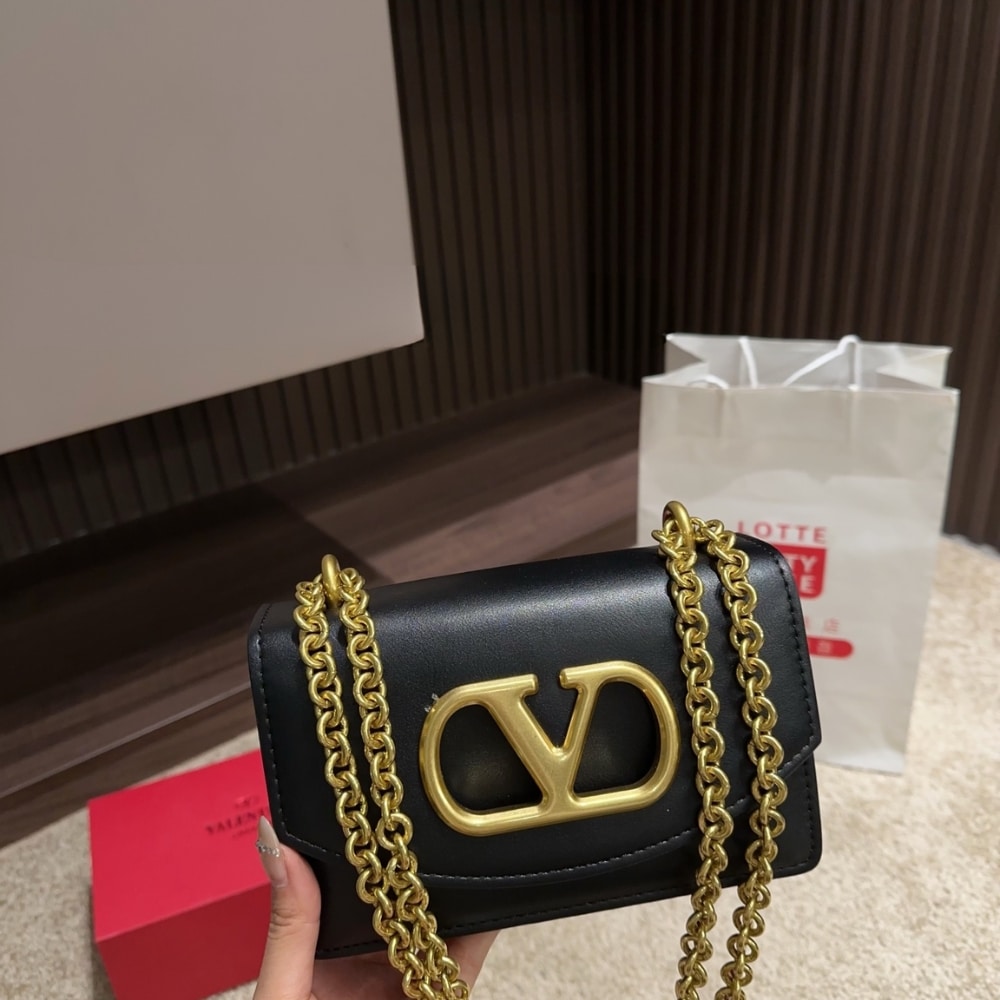 VO GARAVANI VAIN SHOULDER BAG IN SHINY BLACK 19CM 6W2B0R16GCB 0NO