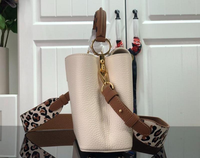 Luxe Touch Bags -   2169