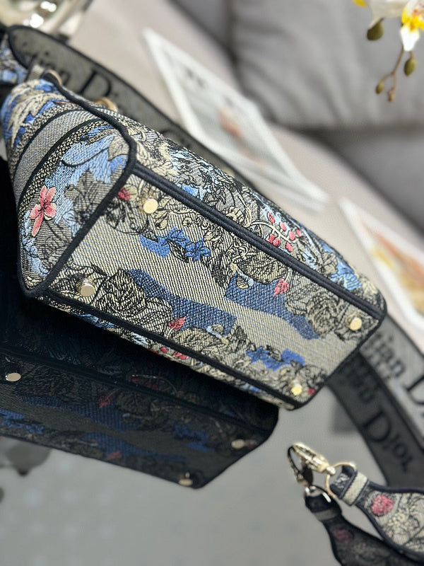 LTB - Luxe Touch Bags - 077