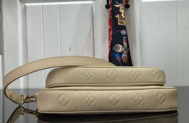 Luxe Touch Bags -   2455