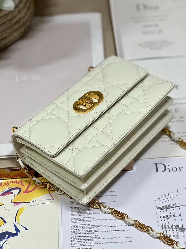 LTB - Luxe Touch Bags - 585