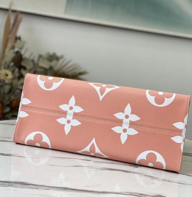 Luxe Touch Bags -   2411