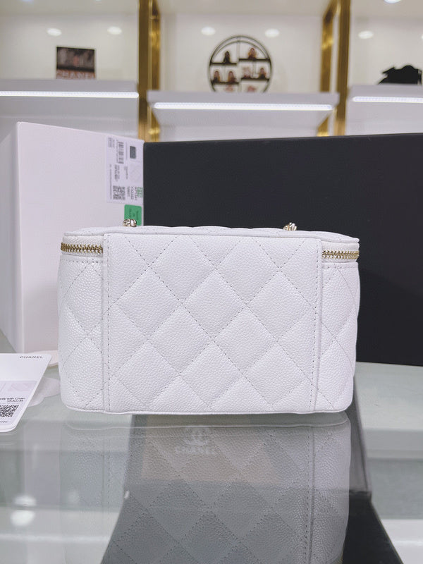 Luxe Touch Bags 

 -  Bags - 3125