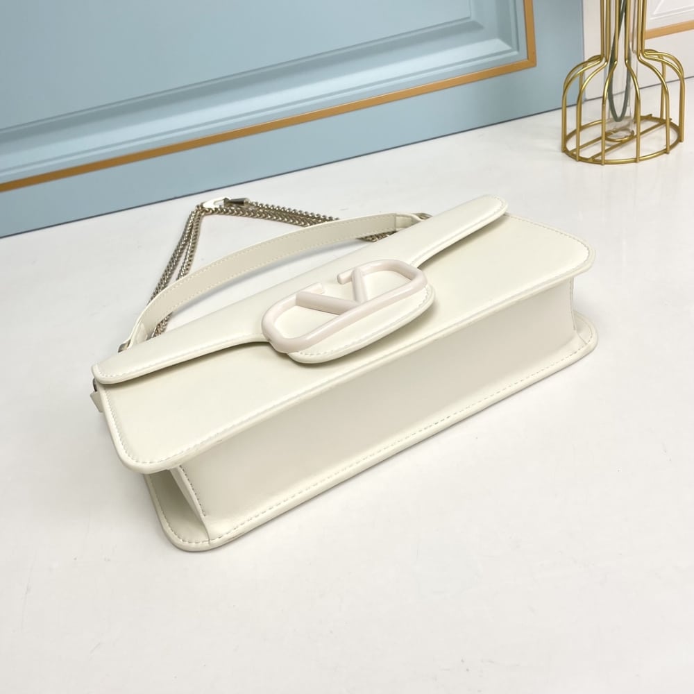VO GARAVANI LOCÒ SHOULDER BAG IN IVORY 27CM
