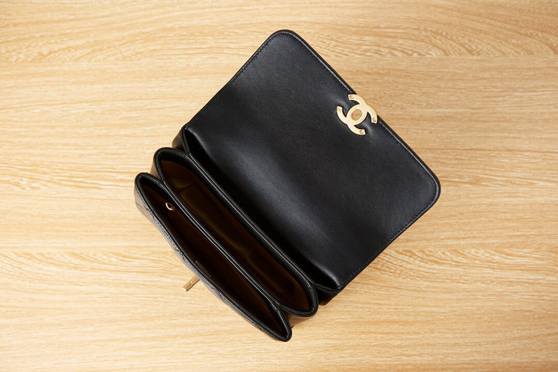 Luxe Touch Bags 

 -  Bags - 2872