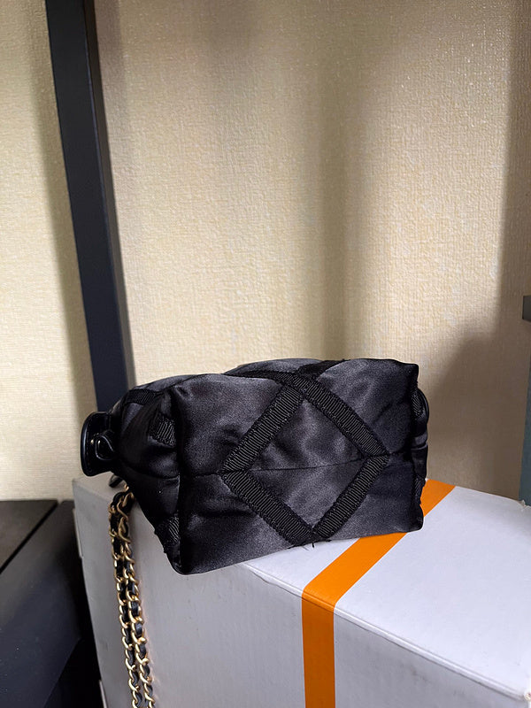Luxe Touch Bags 

 -  Bags - 3235