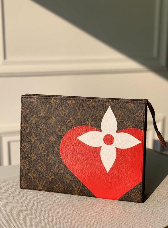 Luxe Touch Bags -   2571