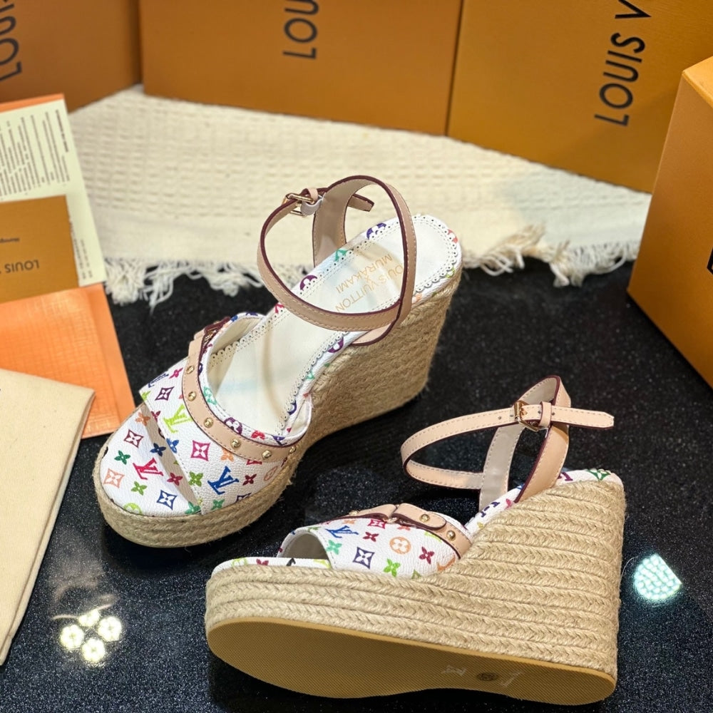 LV X TAKASHI MURAKAMI HELIOS WEDGE SANDAL WHITE 1AGYX0