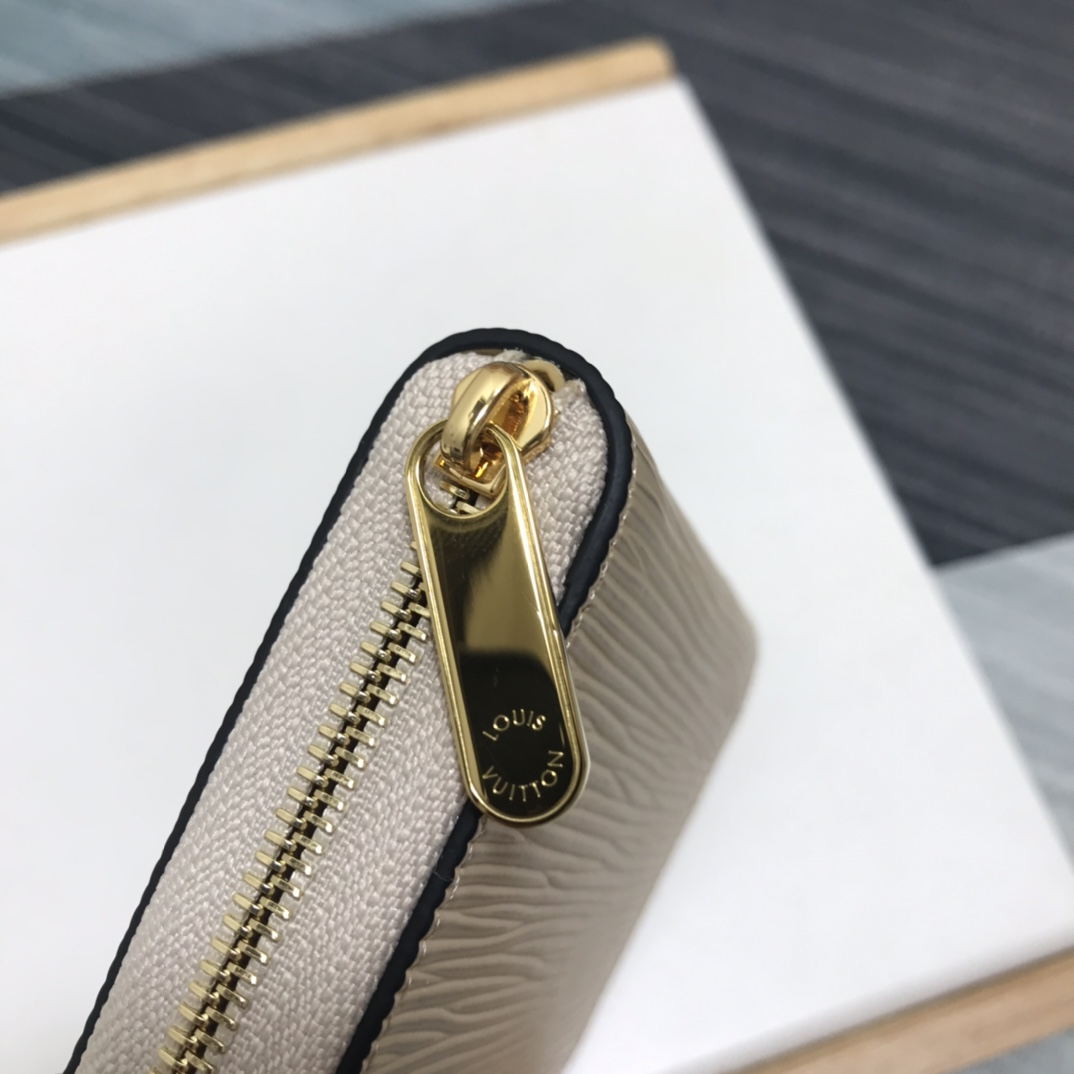 Luxe Touch Bags