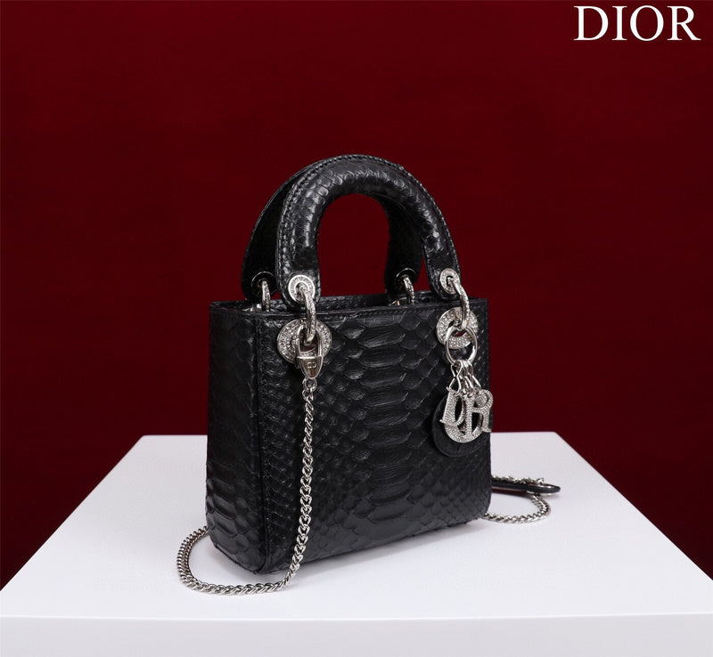 LTB - Luxe Touch Bags - 1683