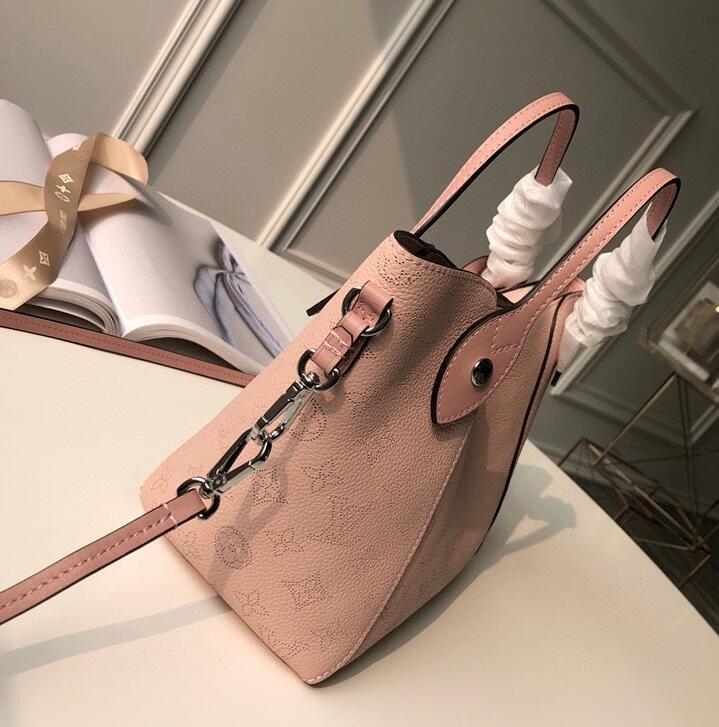Luxe Touch Bags -   2973