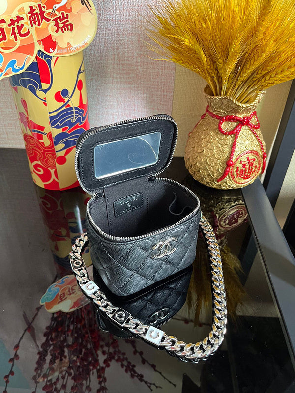 Luxe Touch Bags 

 -  Bags - 3160