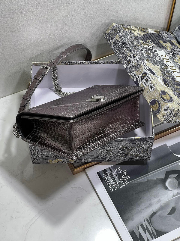 LTB - Luxe Touch Bags - 659