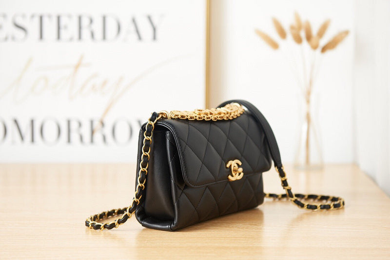 Luxe Touch Bags 

 -  Bags - 2872