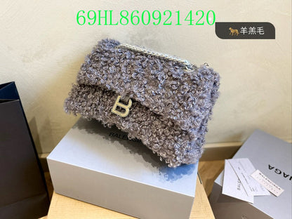 Luxe Touch Fashion - BGA Bags - 2044