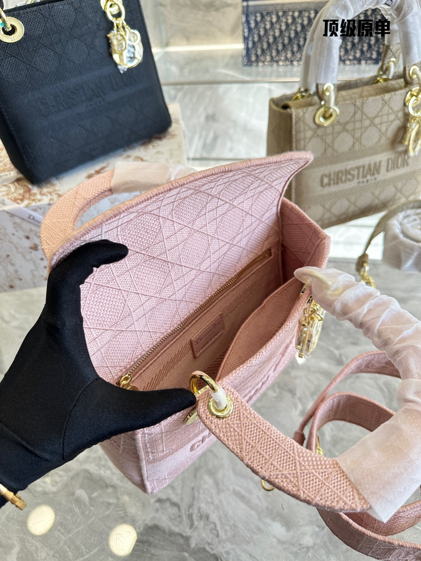 Luxe Touch Lady D-Lite