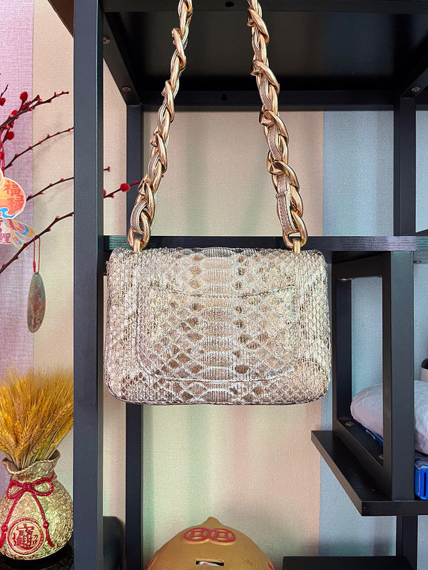 Luxe Touch Bags 

 -  Bags - 3110
