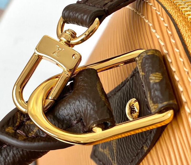 Luxe Touch Bags -   3174