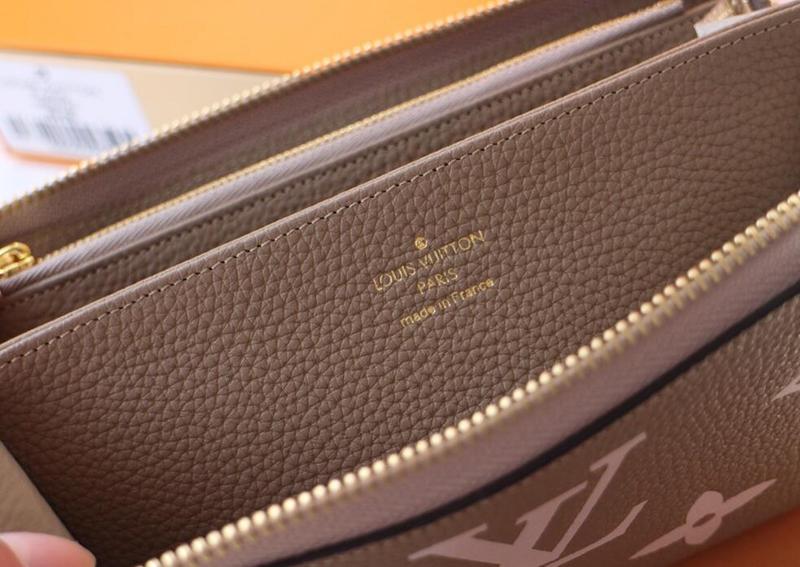 Luxe Touch Bags -   2700
