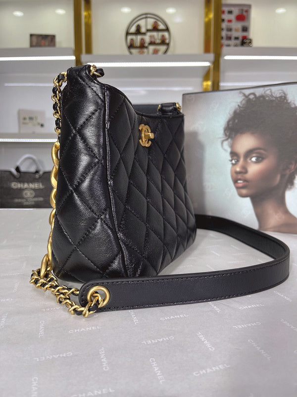 Luxe Touch Bags 

 -  Bags - 3386