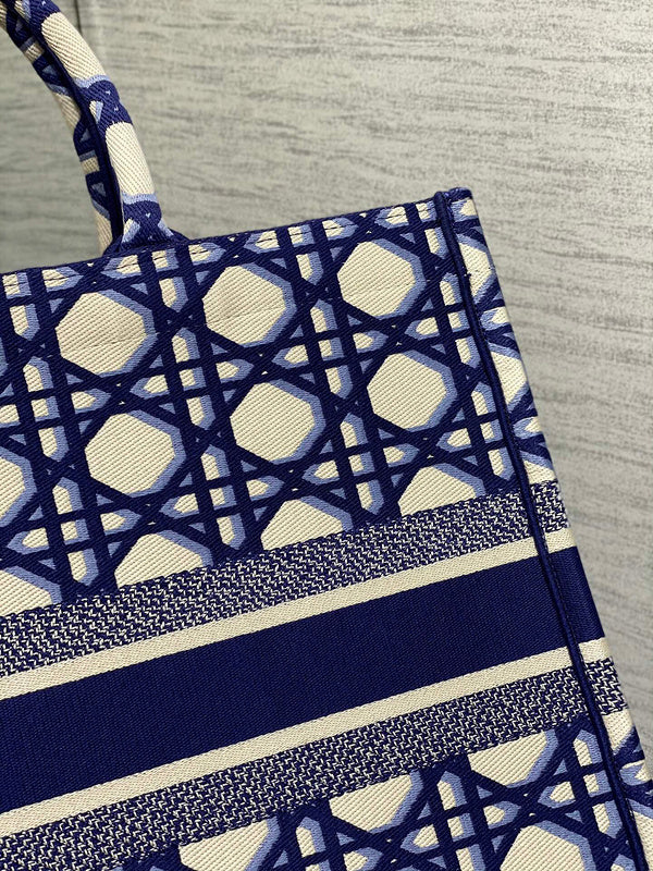 LTB - Luxe Touch Bags - 038