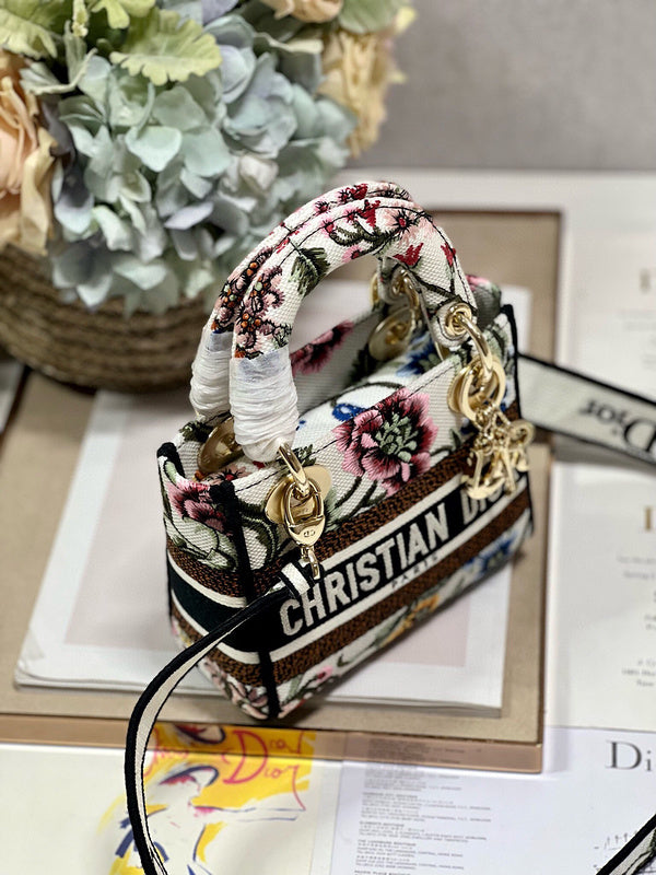 LTB - Luxe Touch Bags - 131
