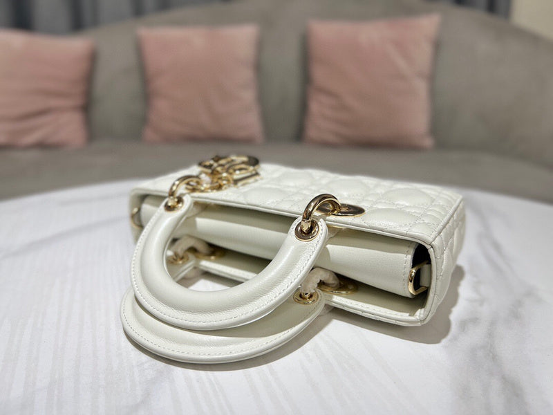 LTB - Luxe Touch Bags - 1951