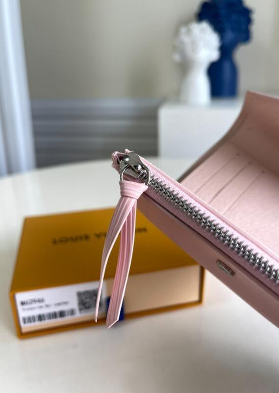 Luxe Touch Bags -   2160