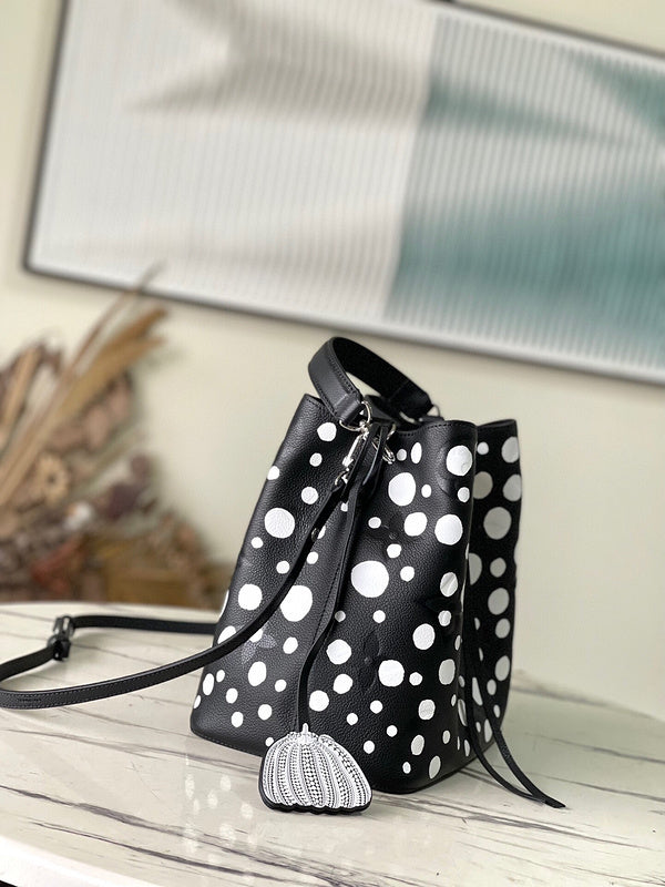 Fashion Luxe Touch bags - 4186
