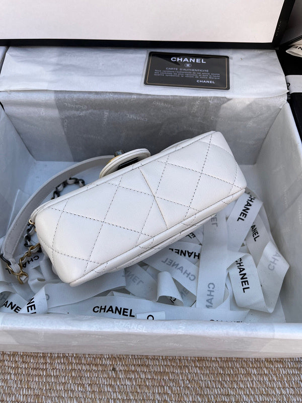 Luxe Touch Bags 

 -  Bags - 3433