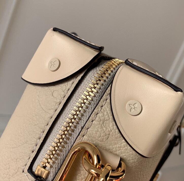 Luxe Touch Bags -   2985