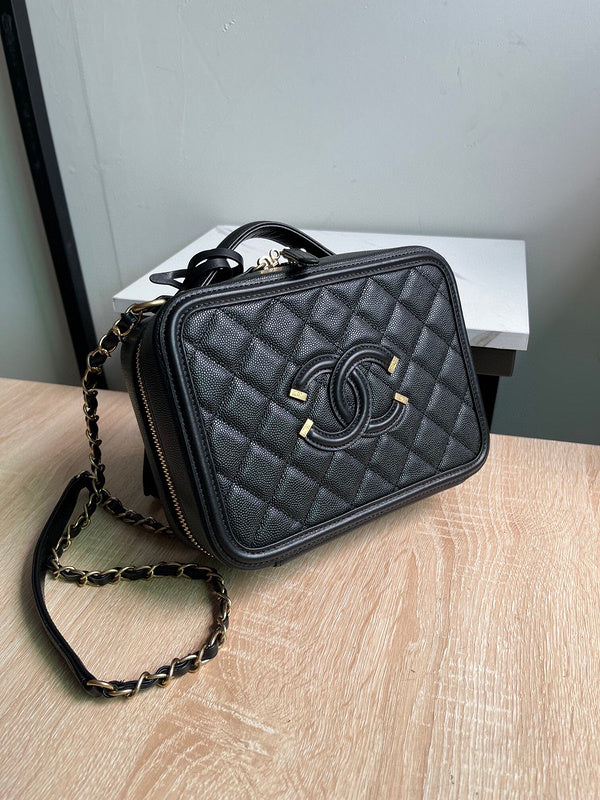 Luxe Touch Bags 

 -  Bags - 2708