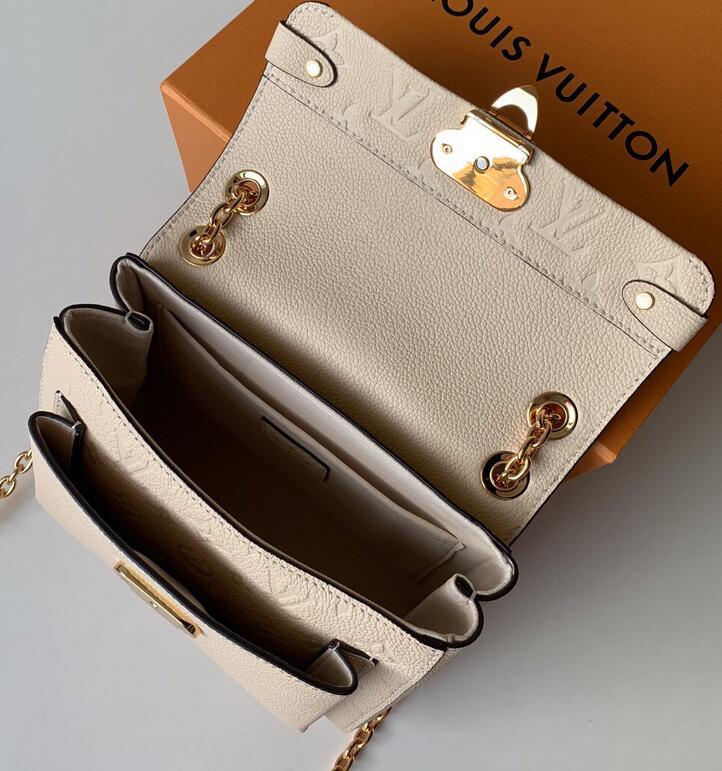 Luxe Touch Bags -   2952