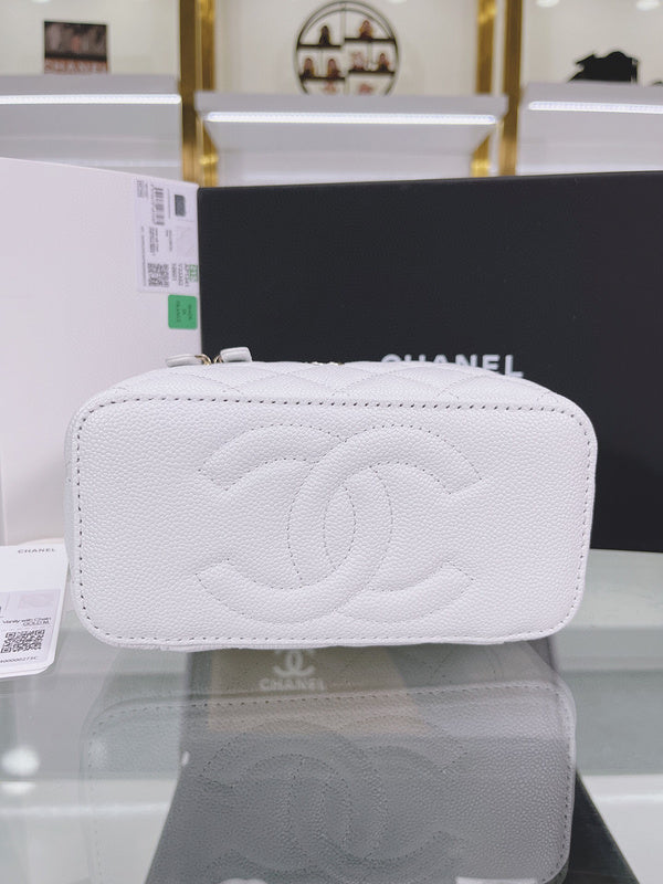 Luxe Touch Bags 

 -  Bags - 3125