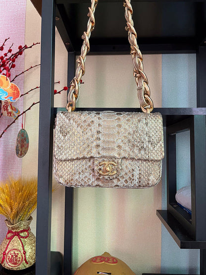 Luxe Touch Bags 

 -  Bags - 3110