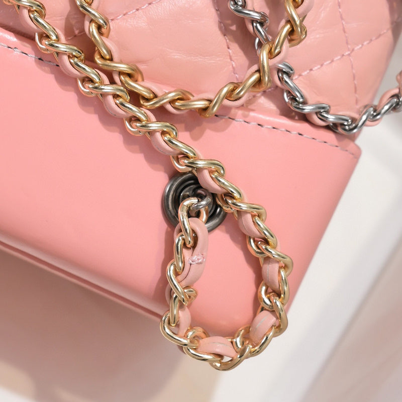 Luxe Touch Bags 

 -  Bags - 3025