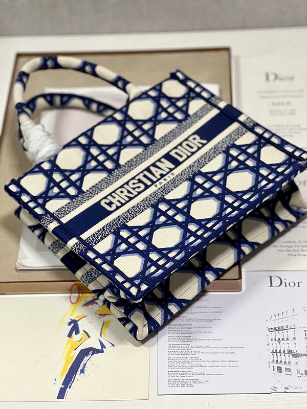 LTB - Luxe Touch Bags - 136
