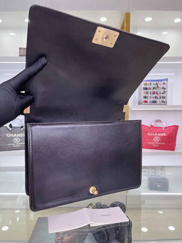 Luxe Touch Bags 

 -  Bags - 3368
