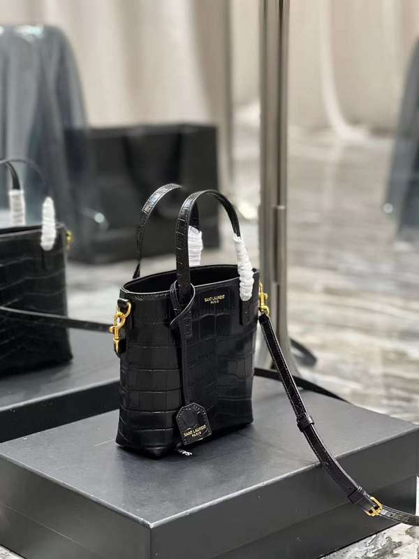 Luxe Touch - SLY Bags 551