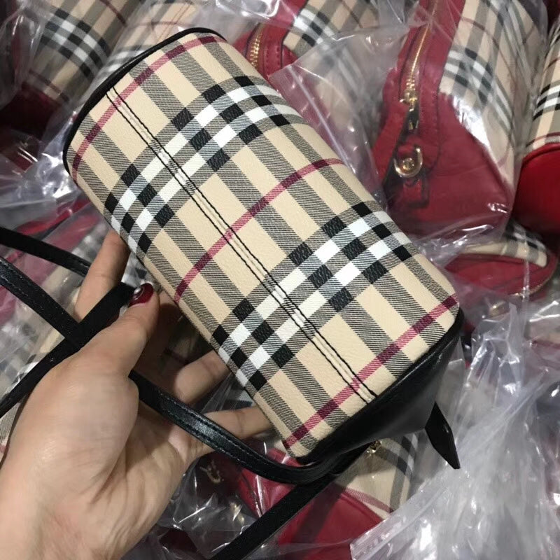Luxe Touch Fashion -BBR Bags - 1078