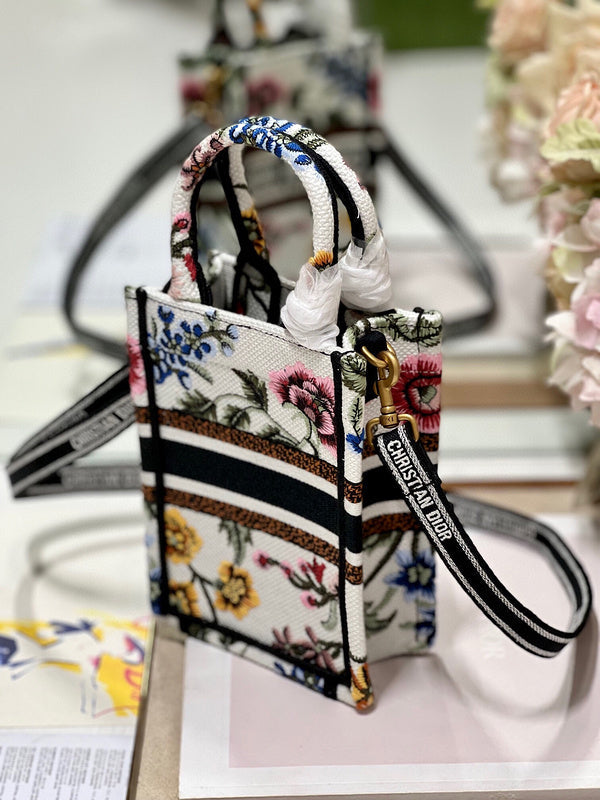 LTB - Luxe Touch Bags - 739