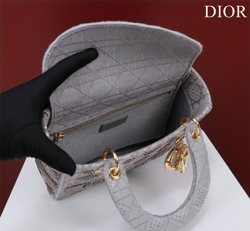 LTB - Luxe Touch Bags - 2019