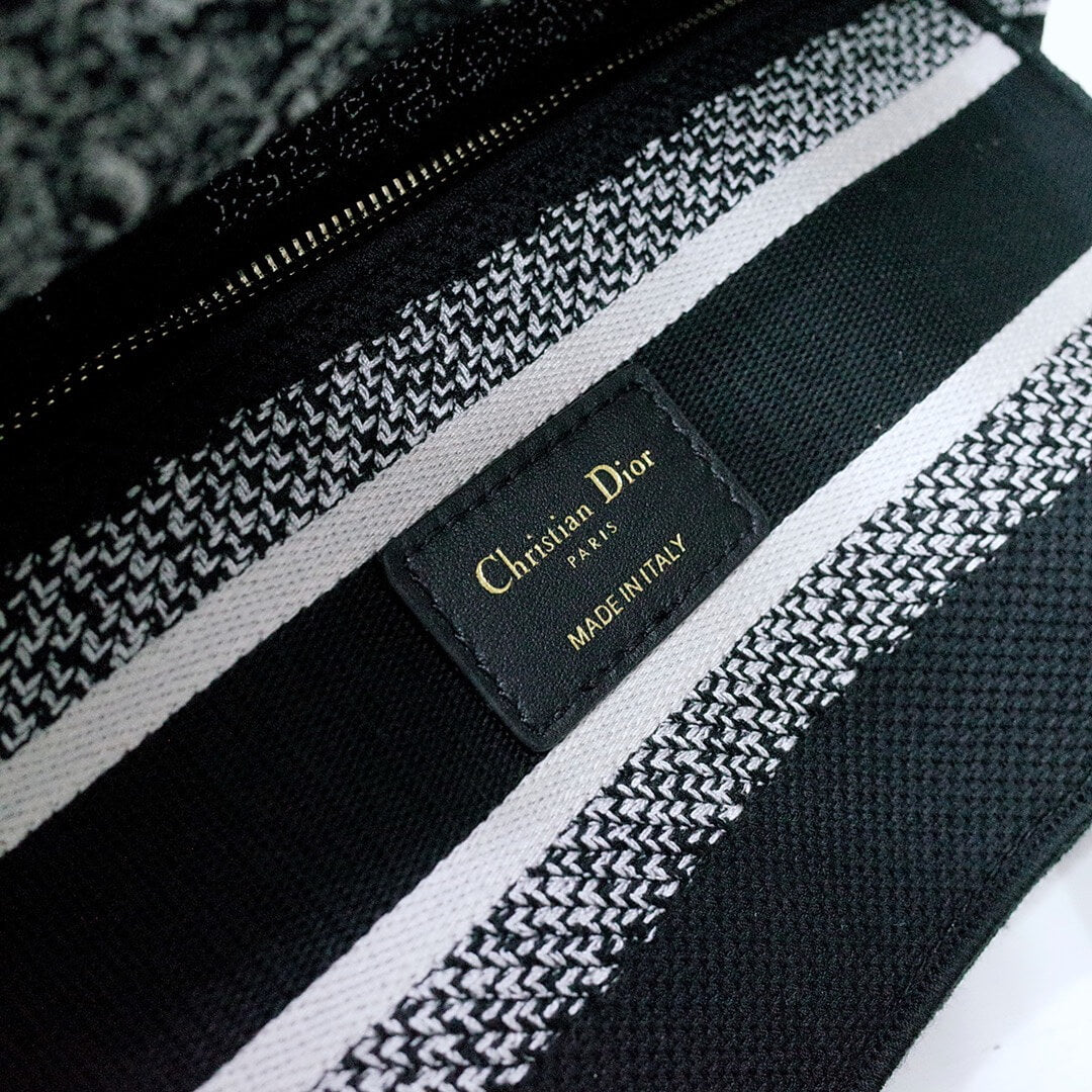 DIR 44532 Lady D-Lite Reverse black and white 24CM